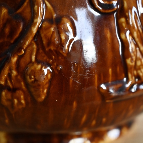 Large Antique Rockingham Pottery Pitcher w/ Angel Playing Harp - Picture 11 of 16